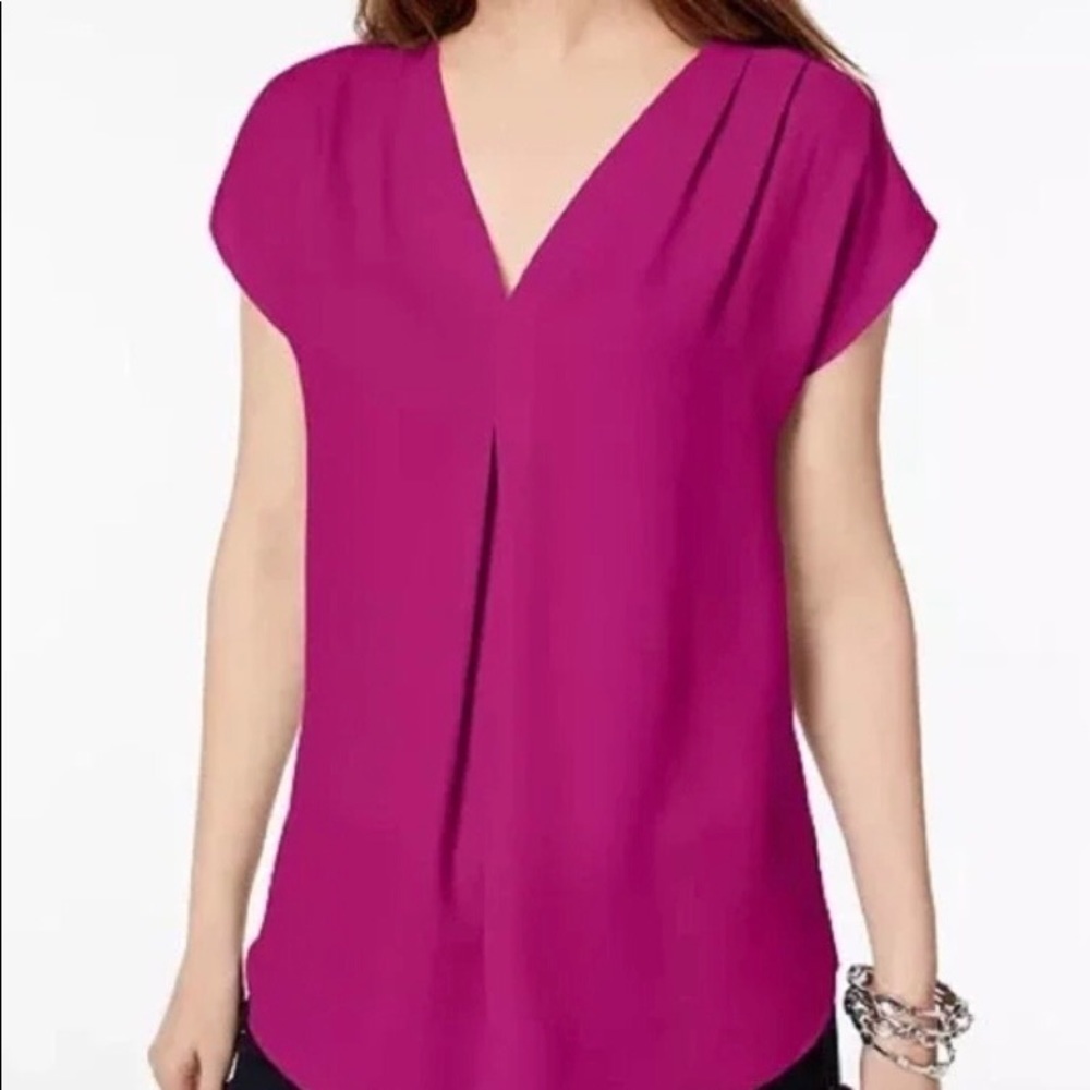 119. NWT Casual V Neck Sleeveless Green Small Blouse